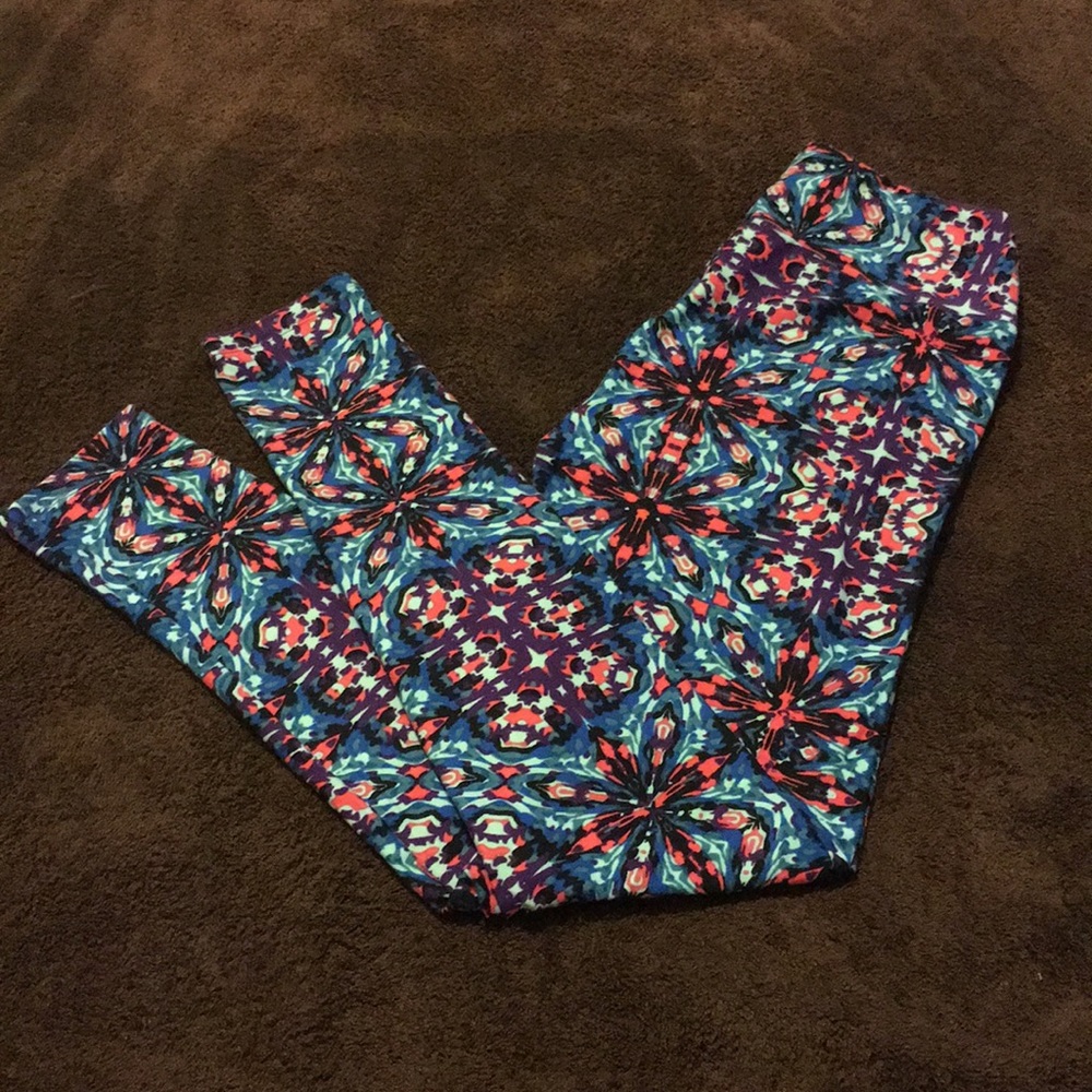 kaleidoscope trippy print leggings
